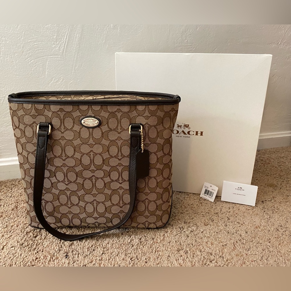 Coach tote - Brand new!
